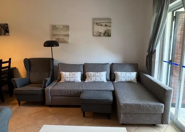 Lovely 3 Bedroom In A In *