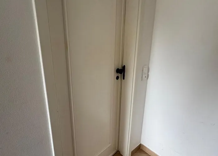 Lovely 3 Bedroom In A In *