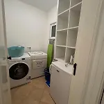 Lovely 3 Bedroom In A In شقة البوفيرا