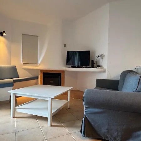 Lovely 3 Bedroom In A In Appartamento