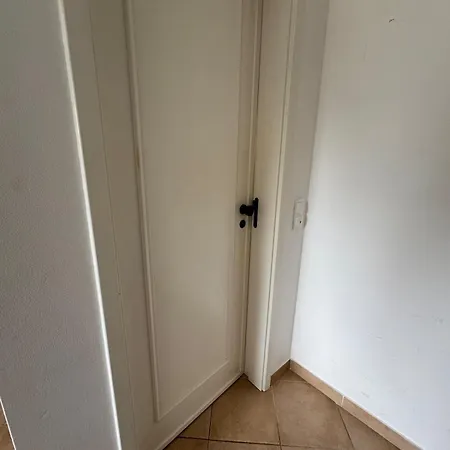 Lovely 3 Bedroom In A In *