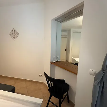 Lovely 3 Bedroom In A In Appartamento *