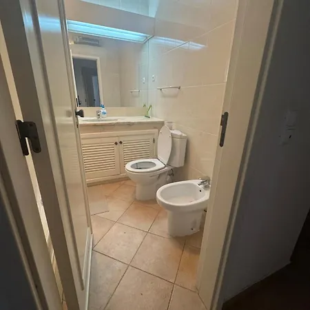 شقة Lovely 3 Bedroom In A In *
